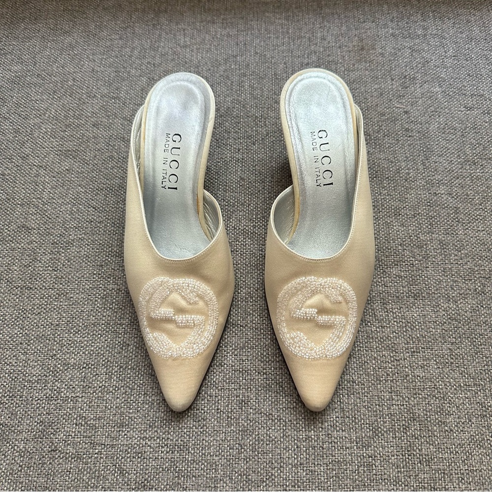Rare vintage satin Gucci beaded mule heels